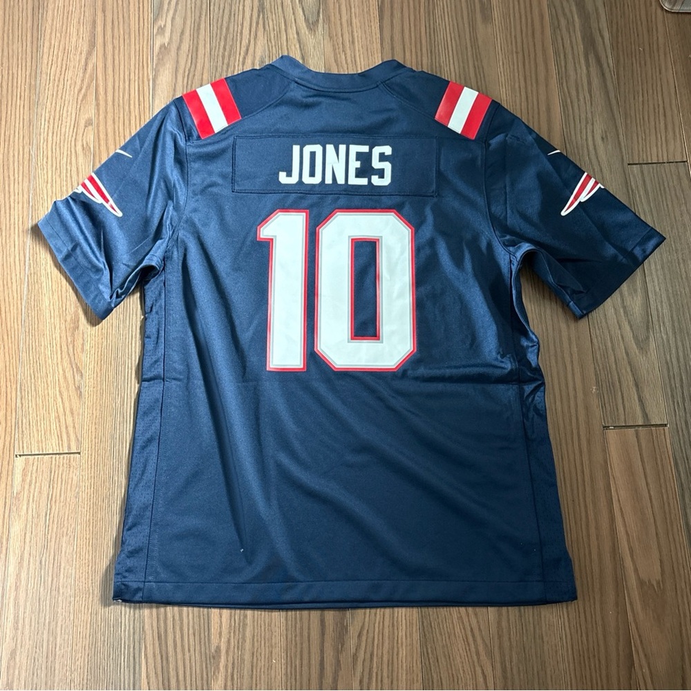 New England Patriots Jersey Mens Large NFL Black Mac Jones Nike #10 Football - Picture 4 of 6
